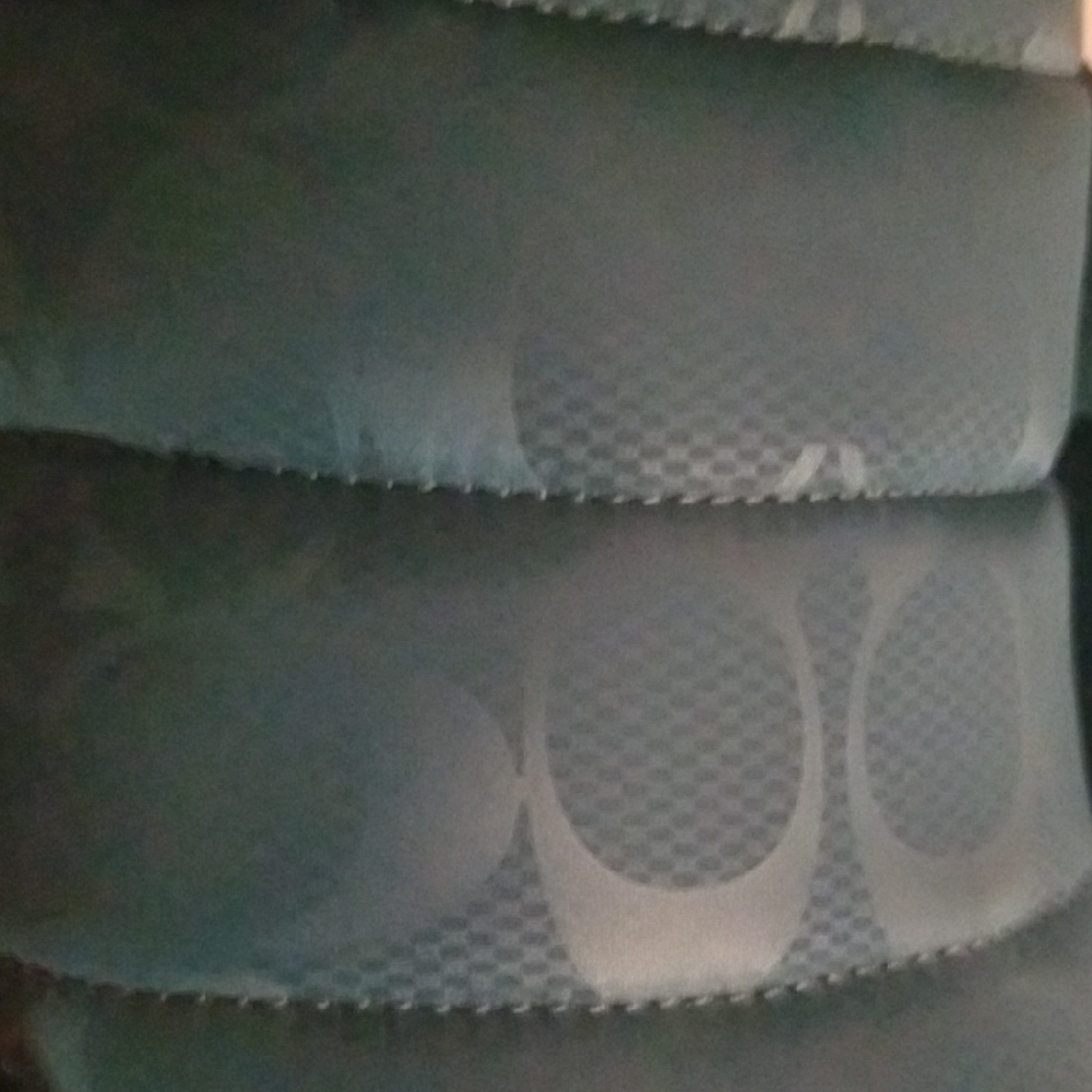 Brand new In Box!COACH Quilted Blue RACHELLE LAGOON Slippers. - Picture 5 of 9